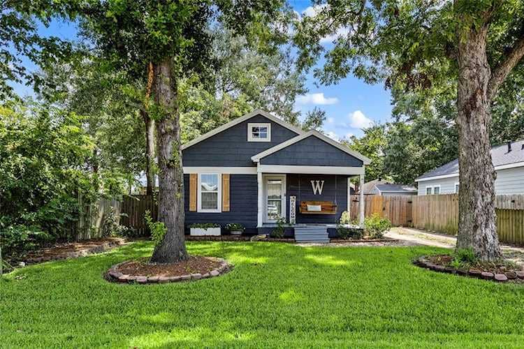 109 Holderrith blvd Tomball, Tx 77375